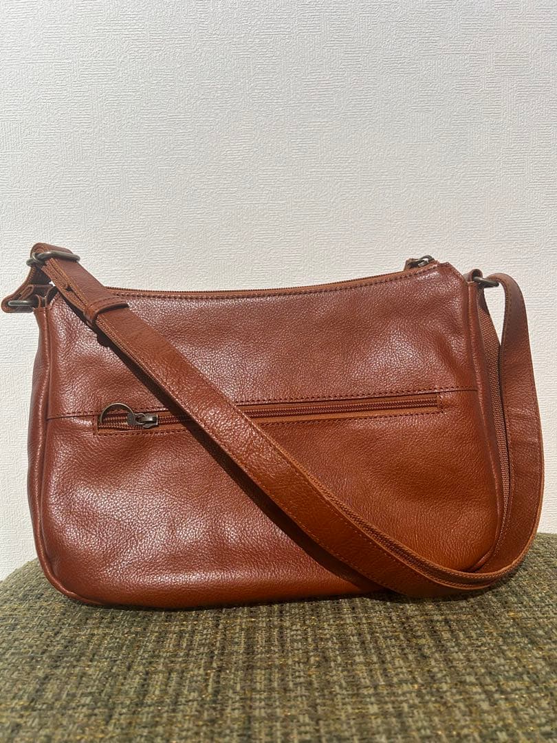 Dalia ブラウンレザーショルダーバッグ