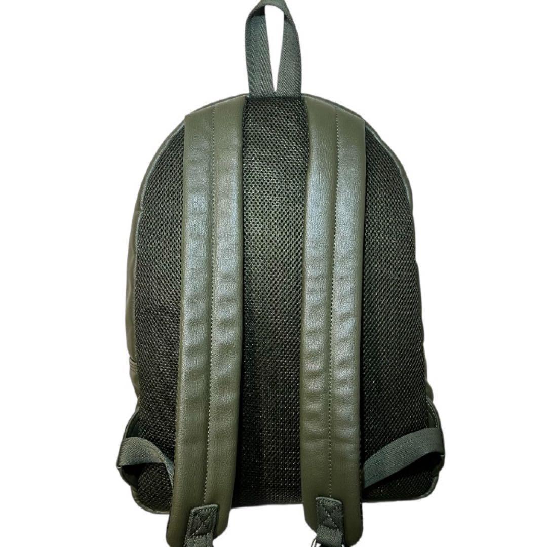 【未使用品】DIESEL オリーブグリーン バックパック　リュック　ユニセックス