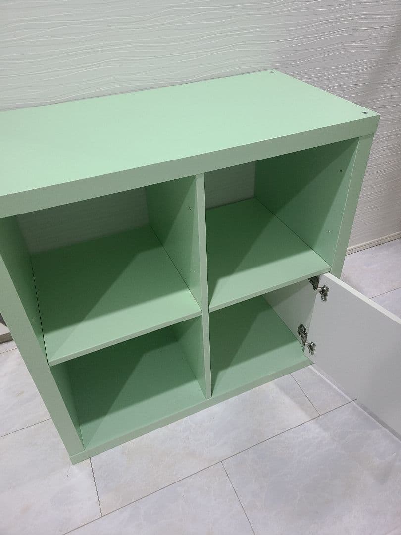 IKEAカラックスグリーンオープンシェルフ 引き戸付き