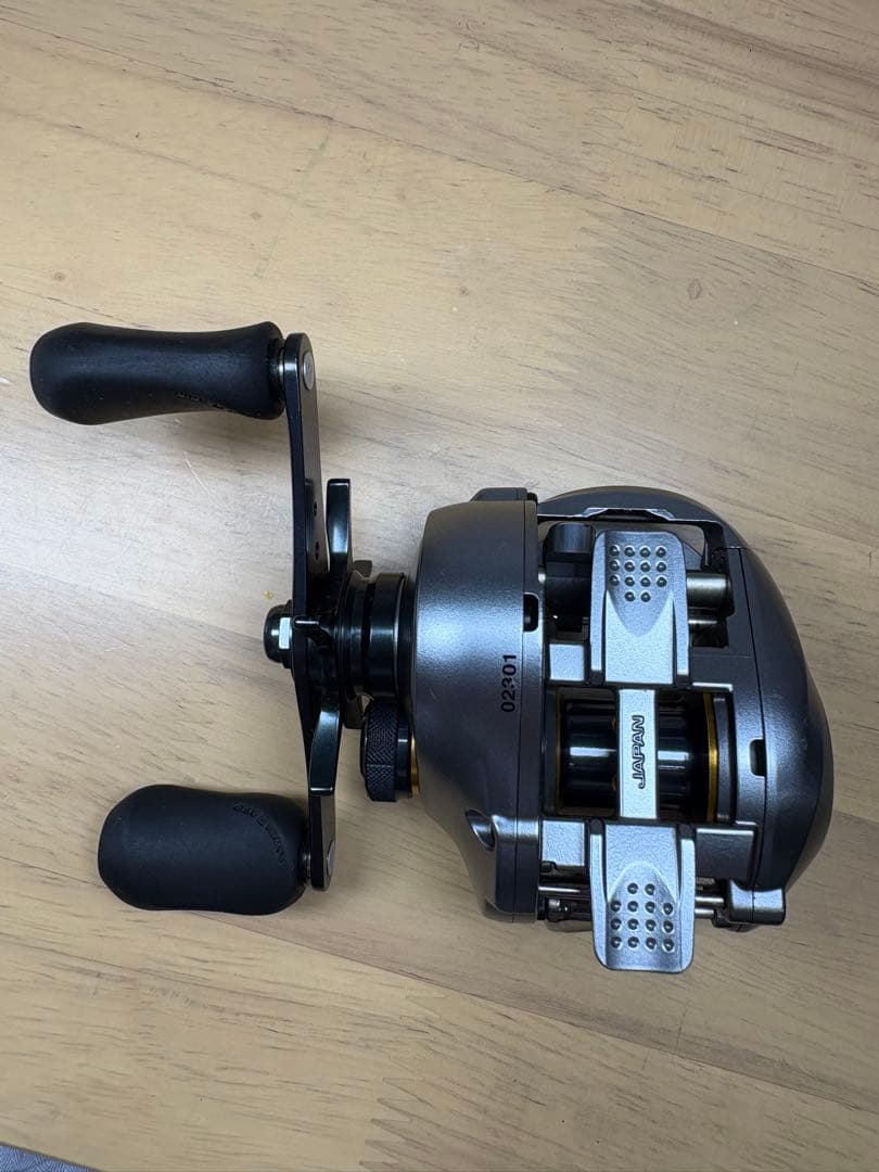 SHIMANO 09アルデバラン Mg7 右巻き - リール通販
