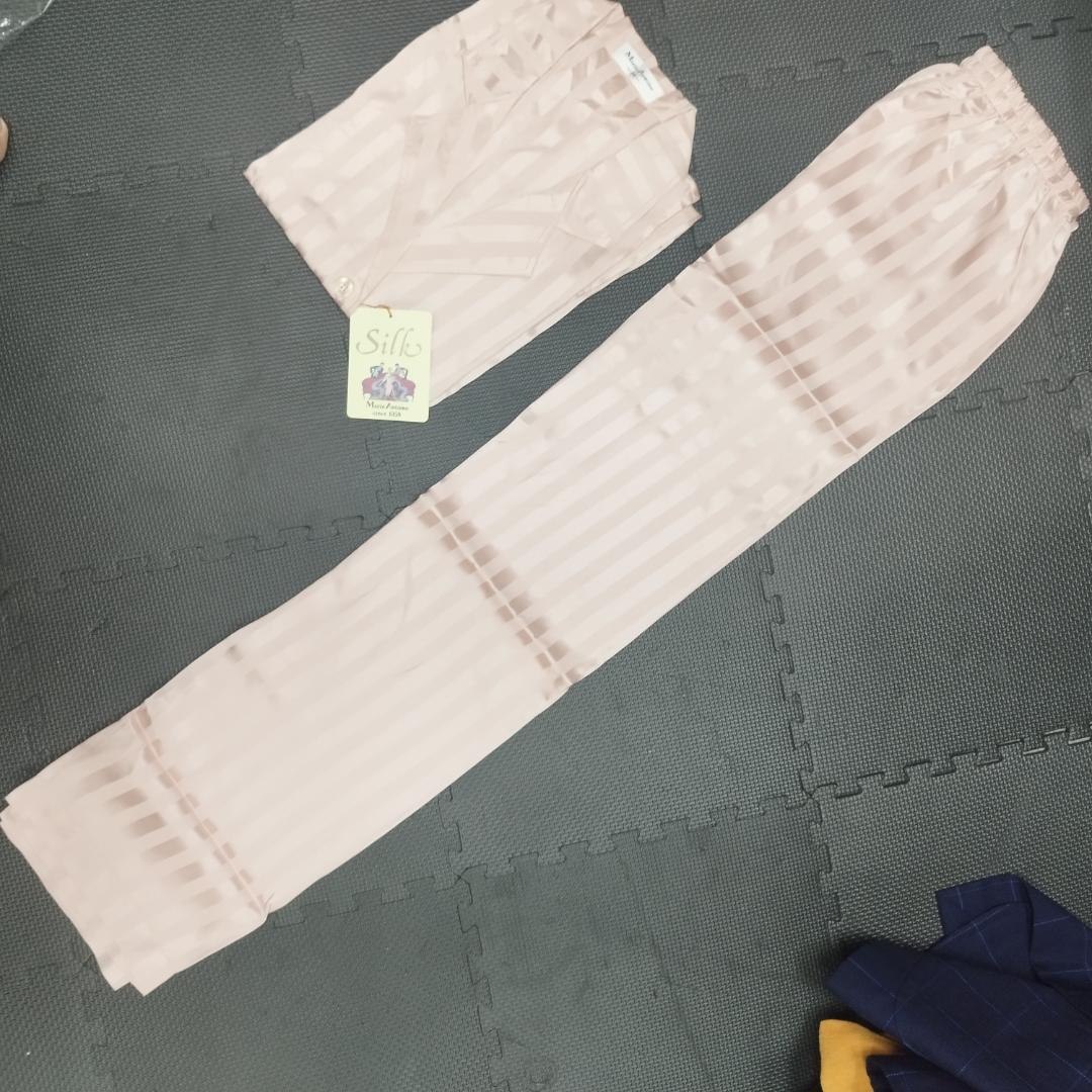 新品　MarieAntoine マリーアントン　100%シルクパジャマ　長袖　M