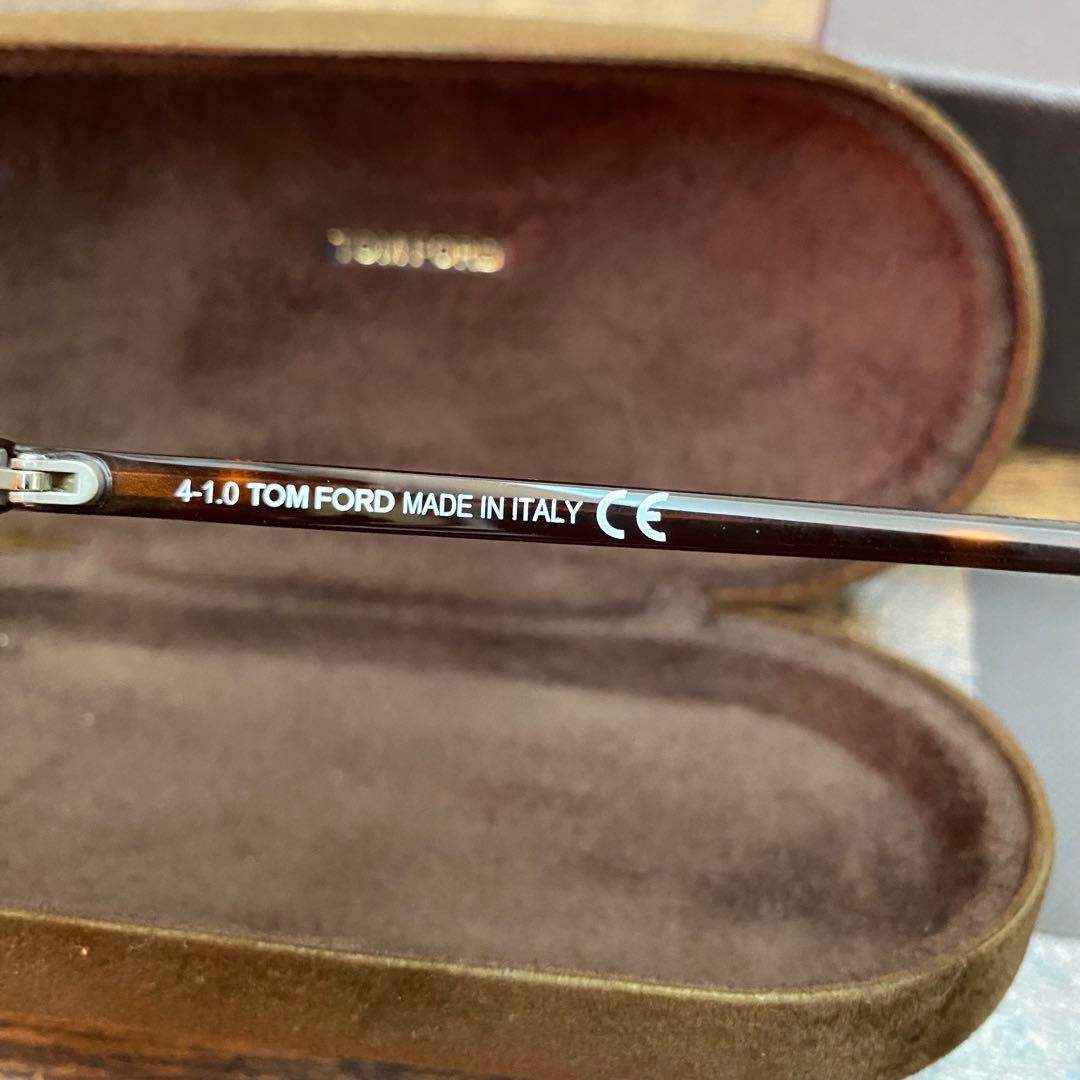 ぬ*〜様 トムフォード　サングラス　ウェリントン　ベッコウ柄　TOM FORD