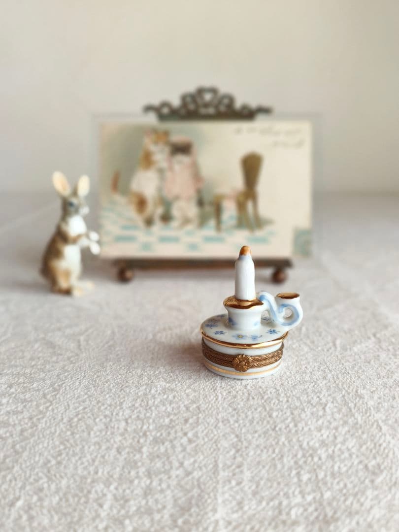 * vintage case ❀ 陶器製 キャンドル型の ジュエリーケース