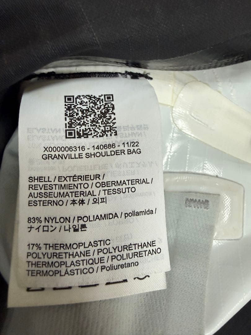 ふっじー　 Arc'teryx グランヴィルショルダーバッグ