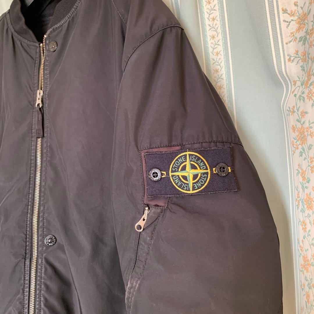 STONE  ブラック MA-1 ジャケット　スタジャン