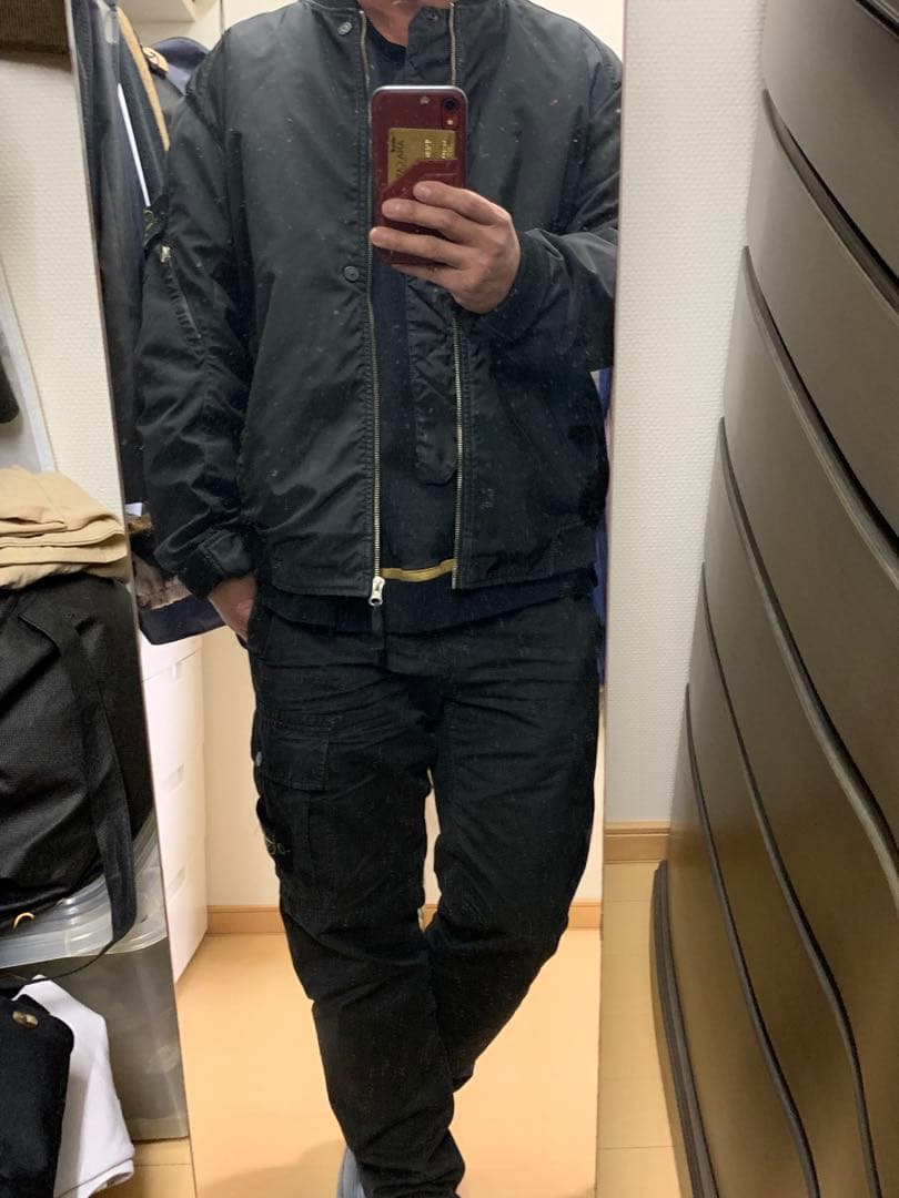 STONE  ブラック MA-1 ジャケット　スタジャン