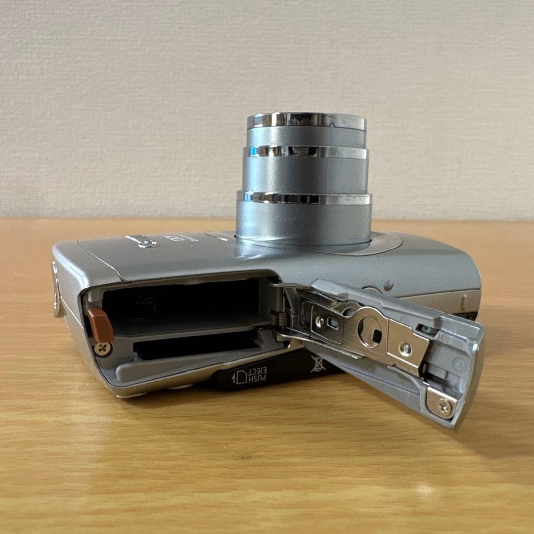 Canon IXY 800IS コンパクトデジタルカメラ ジャンク品