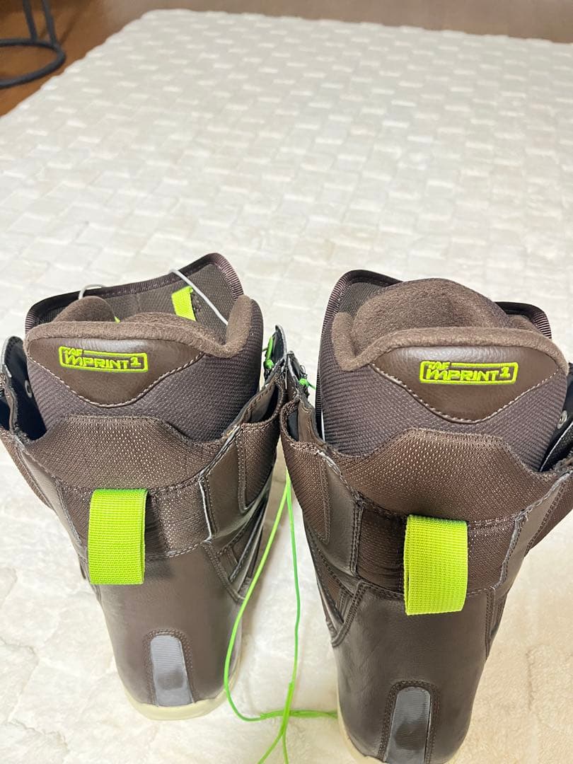 スノーボードブーツ