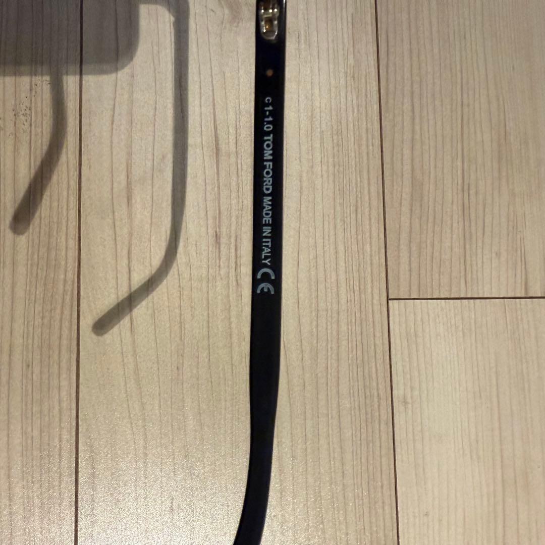 TOM FORD Lewis サングラス ブラック