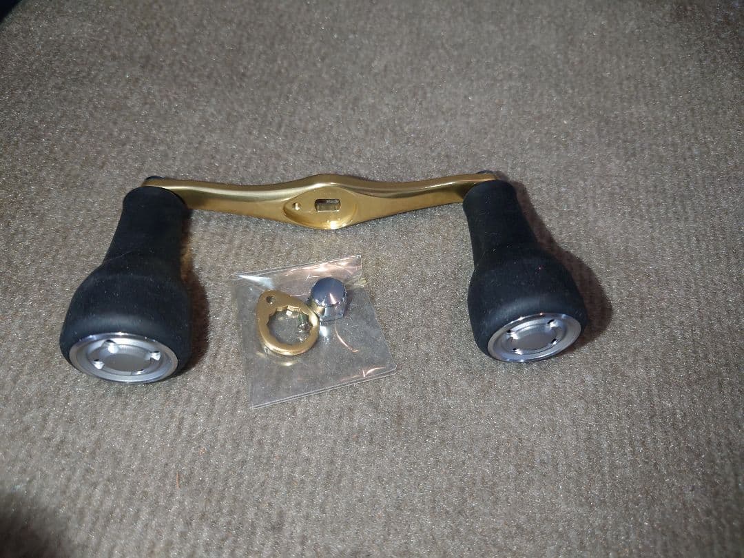 23カルカッタコンクエストMD XGLH ロングハンドル　シマノ