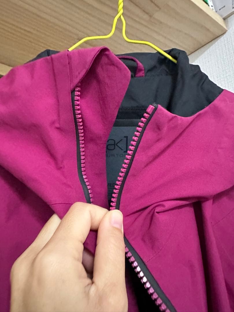 burton ak GORE-TEXスノボウェアジャケット　ピンク