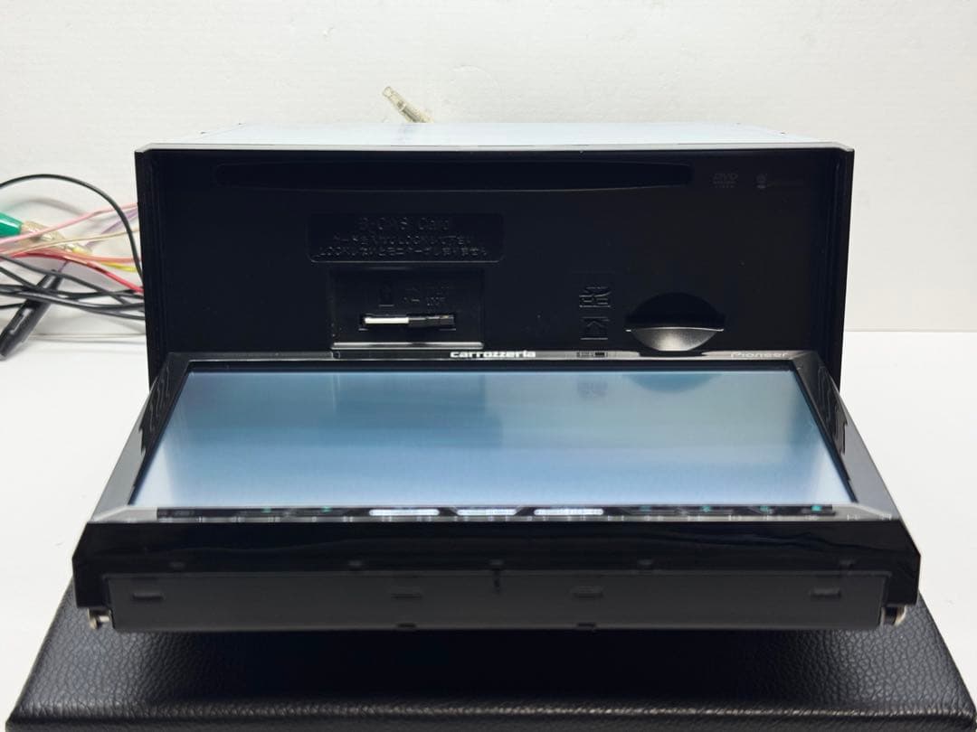 タッチパネル新品 AVIC-ZH07 2020年地図　新品ファン カロッツェリア