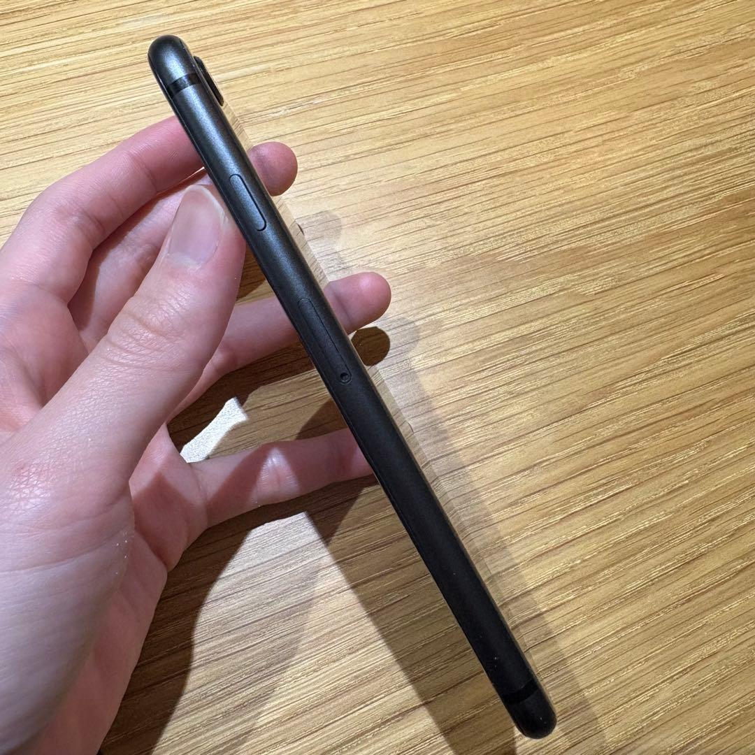 【美品】iPhone8 256GB