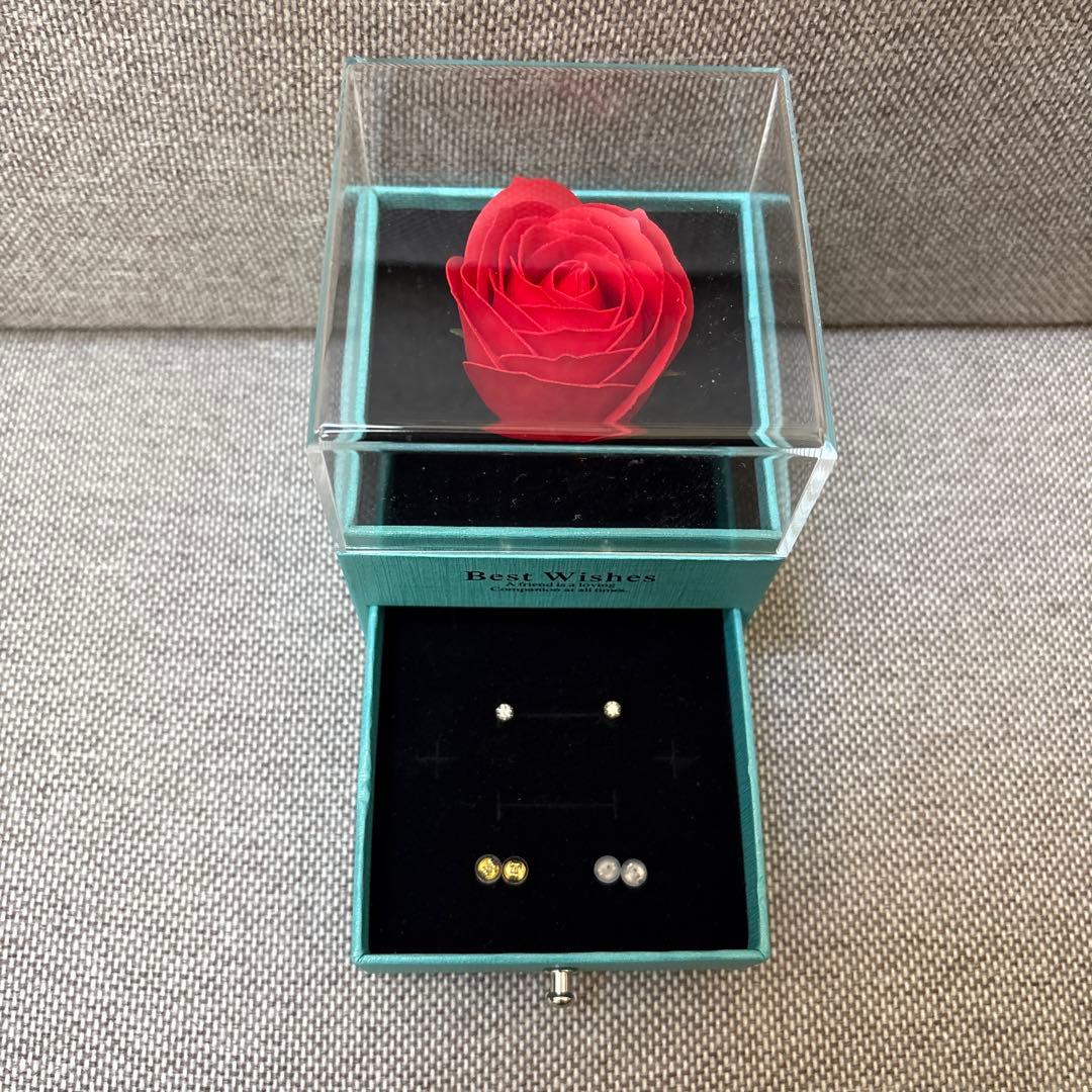 天然ダイアモンド プラチナ ピアス(両耳用)合計0.4ct 専用ケース付♪