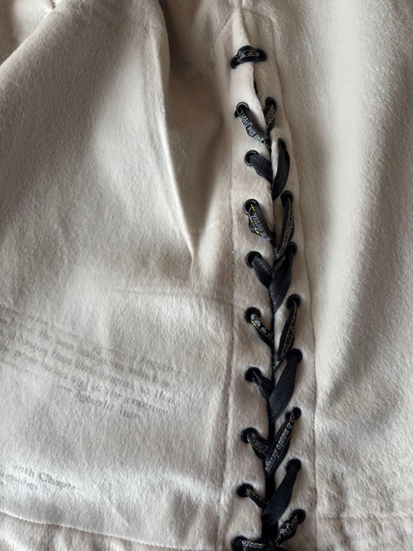 ま*い様 【h.NAOTO】ホワイト編み上げロングコート【美品】