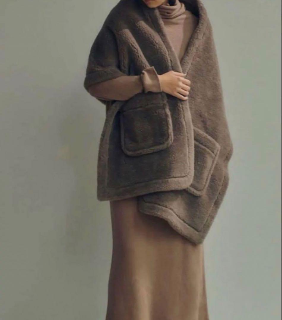 HAUNTハウントボアストールダークベージュ辺見えみりconte