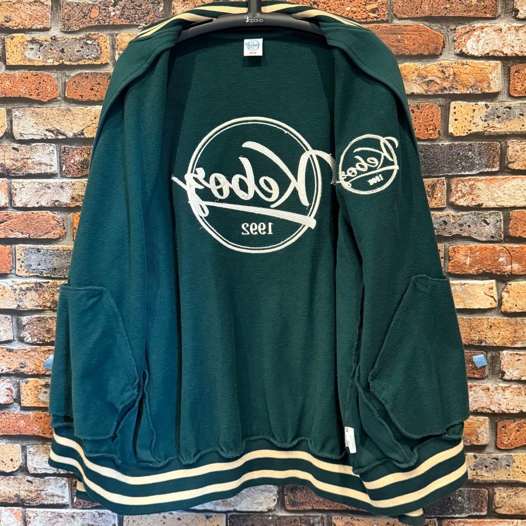 美品【ケボズ KEBOZ】ビッグロゴ 刺繍 スタジャン ビックサイズ XXL