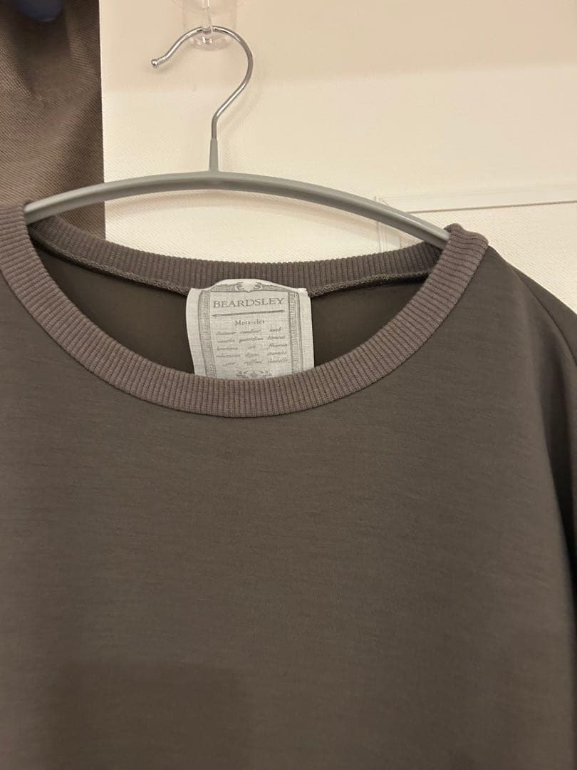 ビアズリー袖パフダンボールワンピース