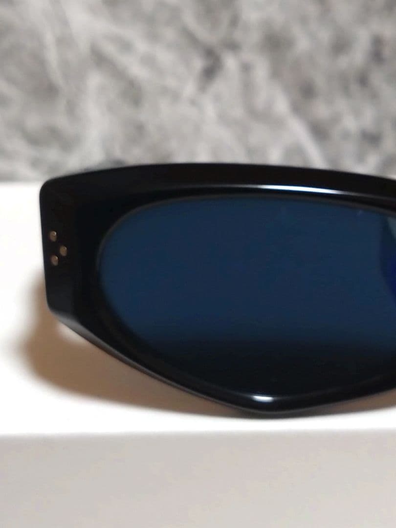 [未使用]GENTLE MONSTER ジェントルモンスターブラックサングラス