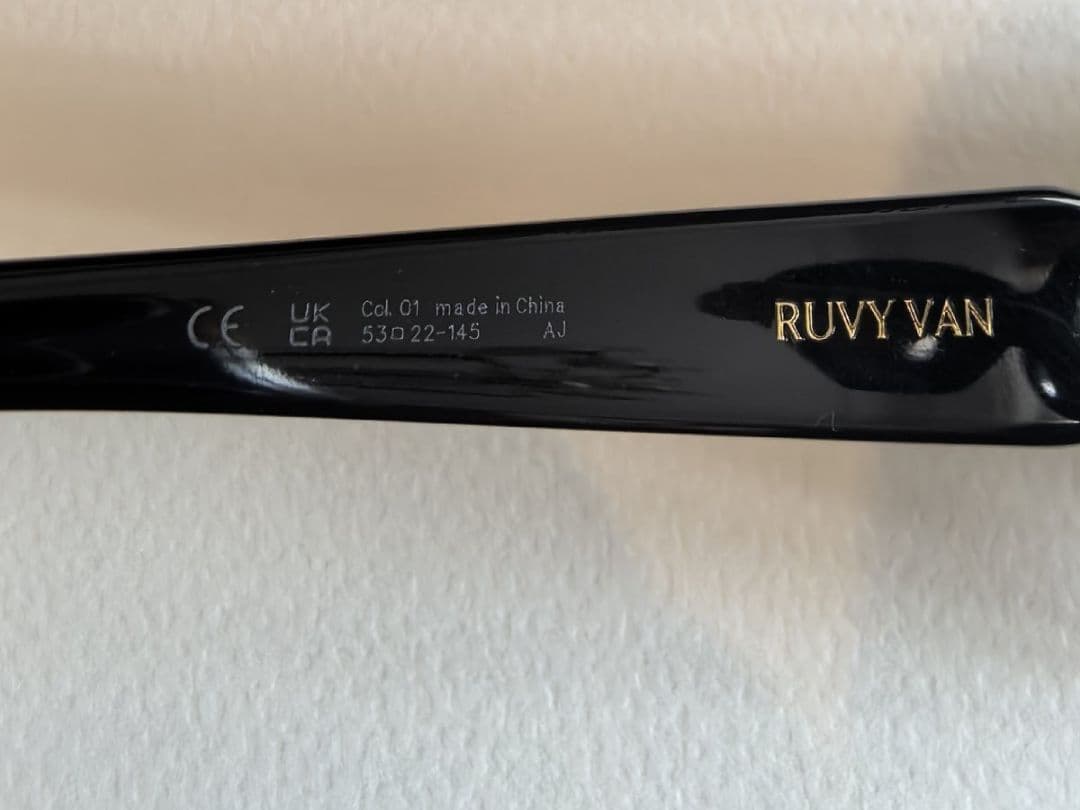 [未使用]GENTLE MONSTER ジェントルモンスターブラックサングラス