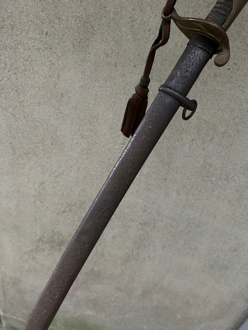 指揮刀 サーベル 刀緒付き 模造刀 日本軍 鍔 軍刀 銃剣 短剣 当時物 現状