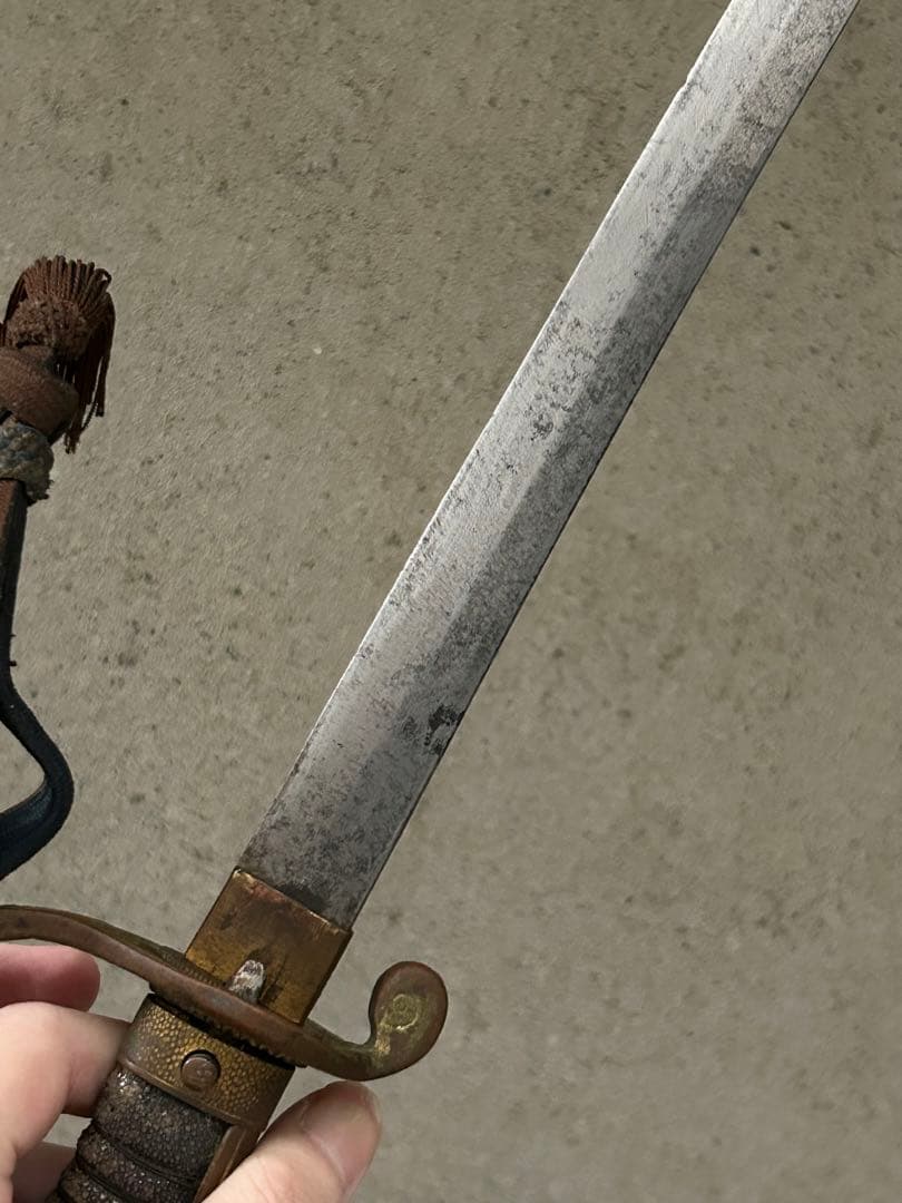 指揮刀 サーベル 刀緒付き 模造刀 日本軍 鍔 軍刀 銃剣 短剣 当時物 現状
