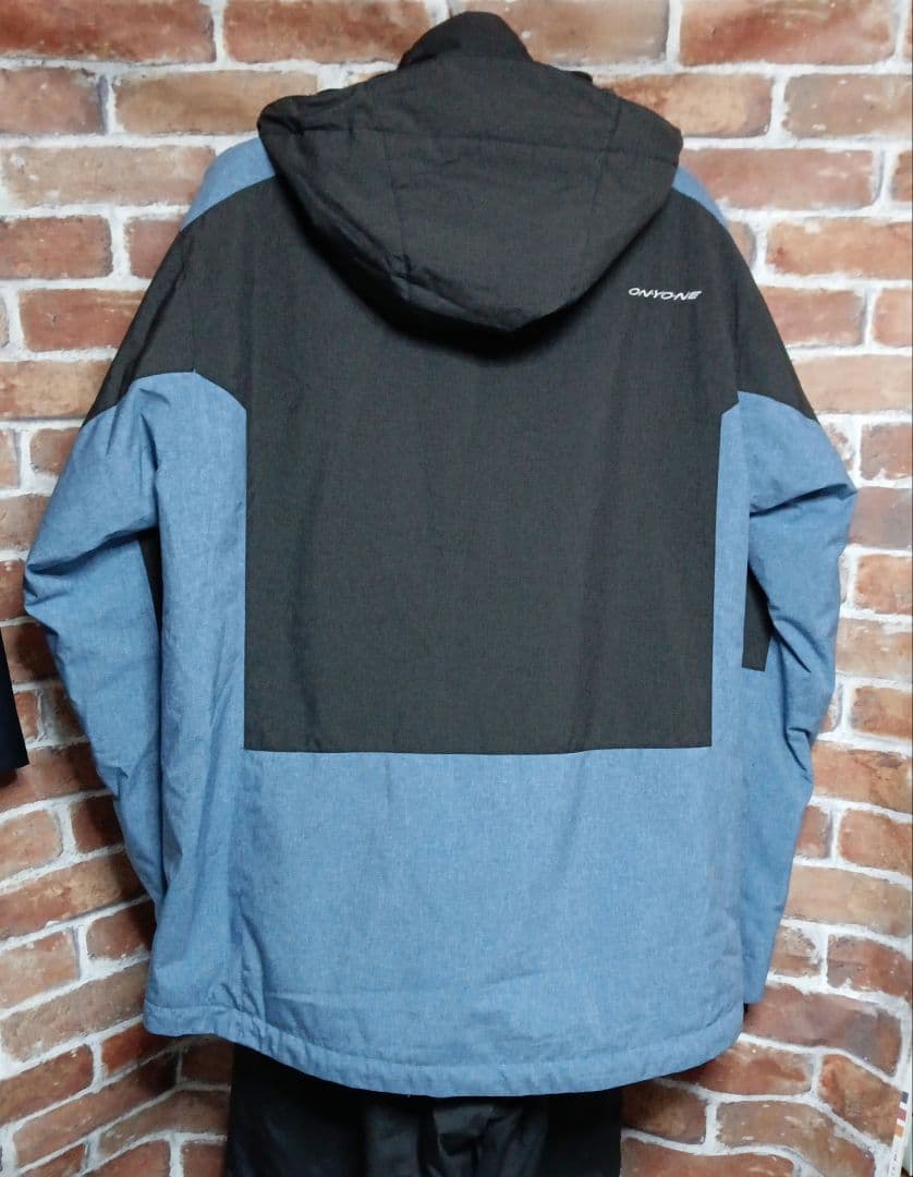 オンヨネ　スキーウエア　Oサイズ