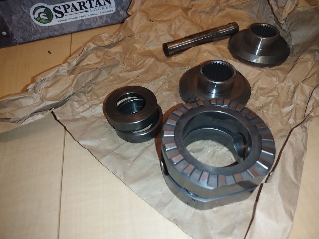 t*8様 スパルタンロッカー デフ ハイエース - メルカリ