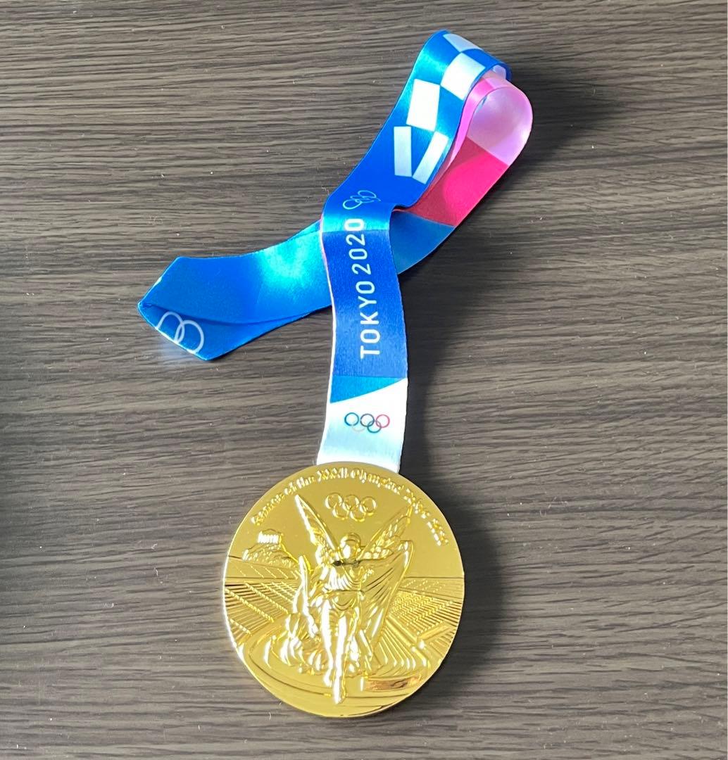 2020オリンピック 金メダル レプリカ - メルカリ