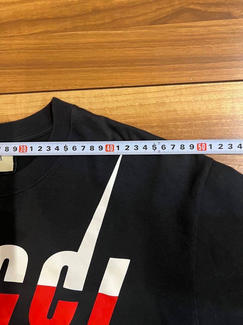 エンショップ2310様専用！GUCCI Tシャツ 半袖 ロゴプリント - メルカリ