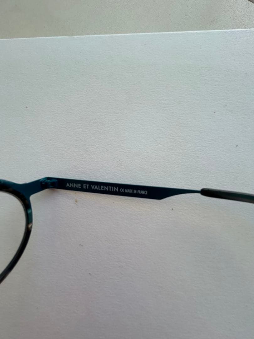 ANNE ET VALENTIN アンバレンタインメガネ