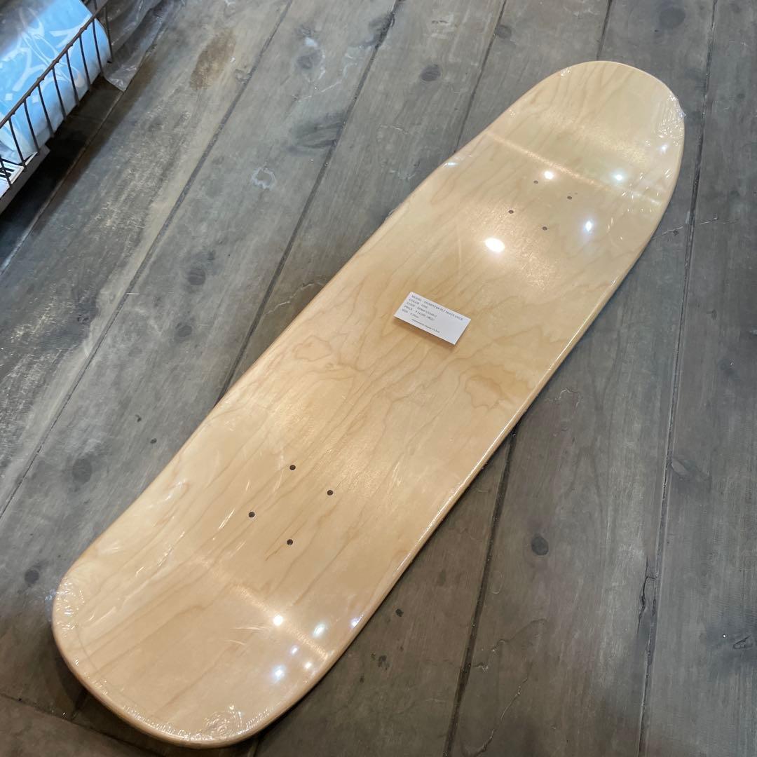 BLACKFLYS ブラックフライ　スケボーデッキ　9.25インチ