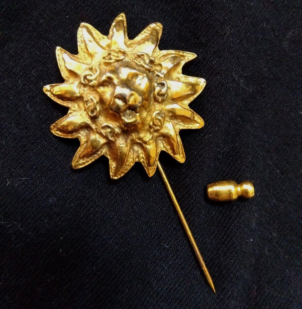 ★CHANEL★ヴィンテージ ライオン 太陽 ゴールドピンブローチ