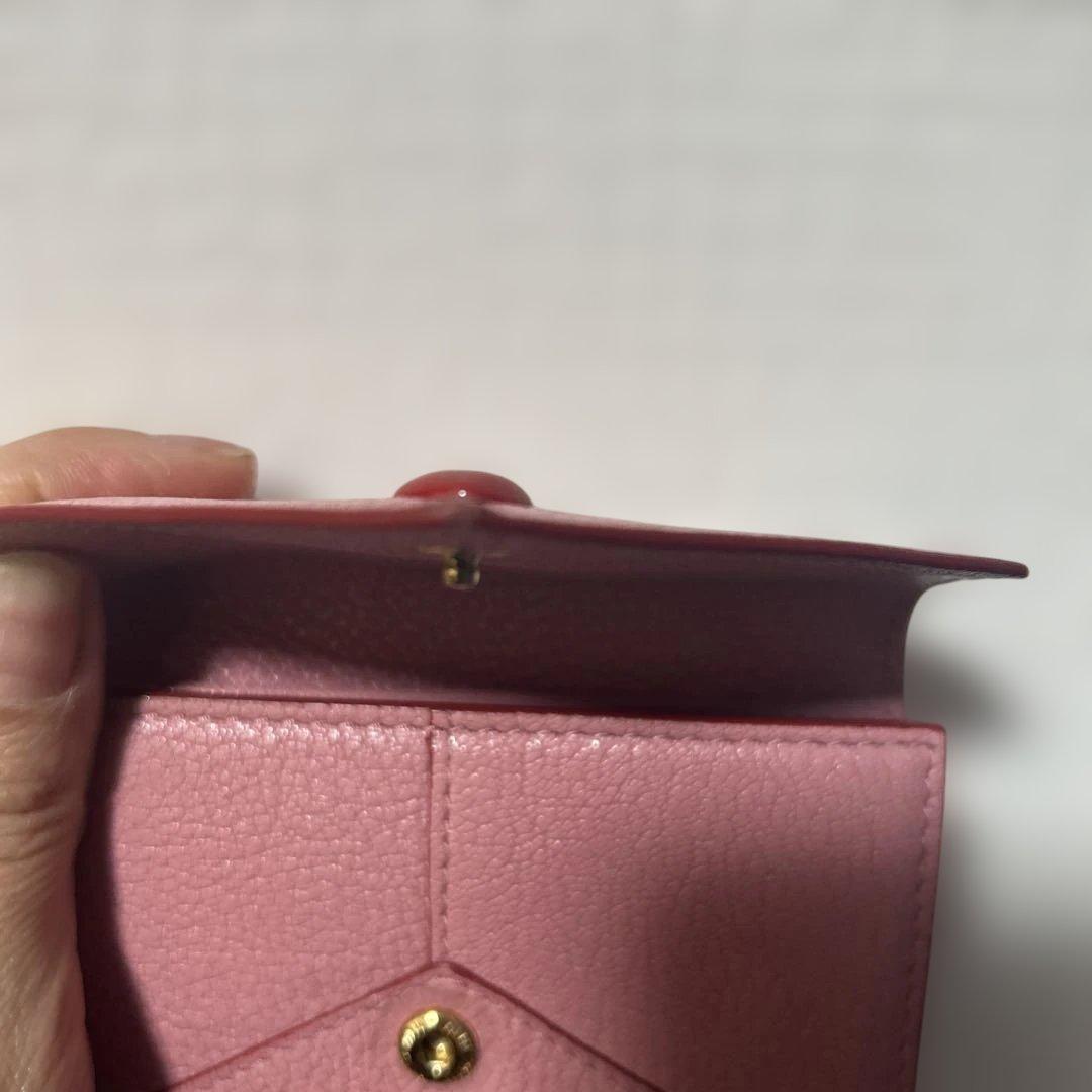 miu miu ピンク 三つ折りレター財布