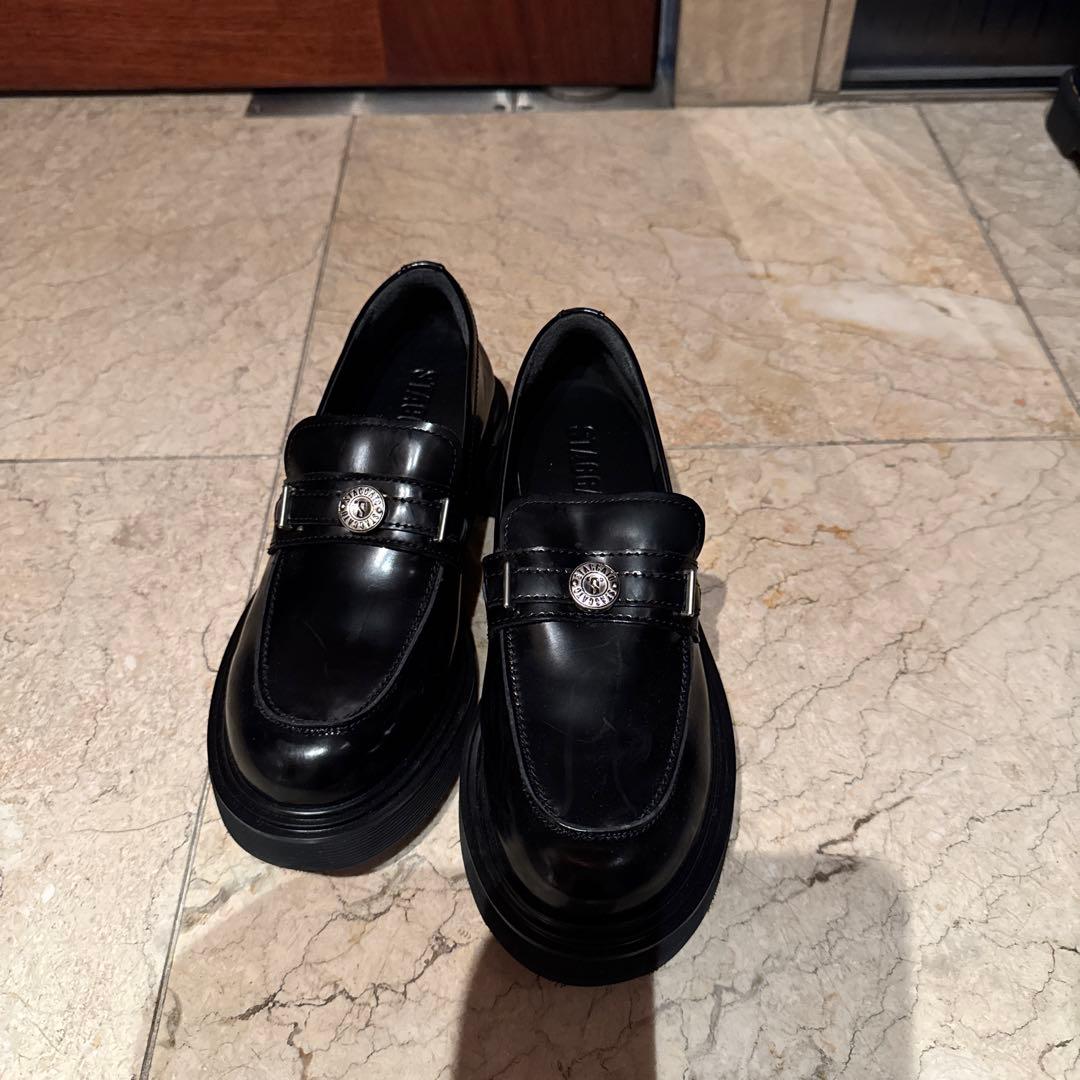 ブラックレザー厚底ローファー