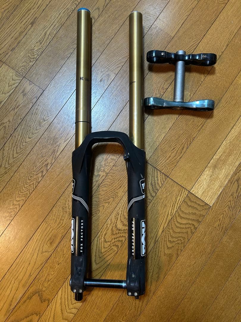 FOX 40 2013-14モデル　マウンテンバイク