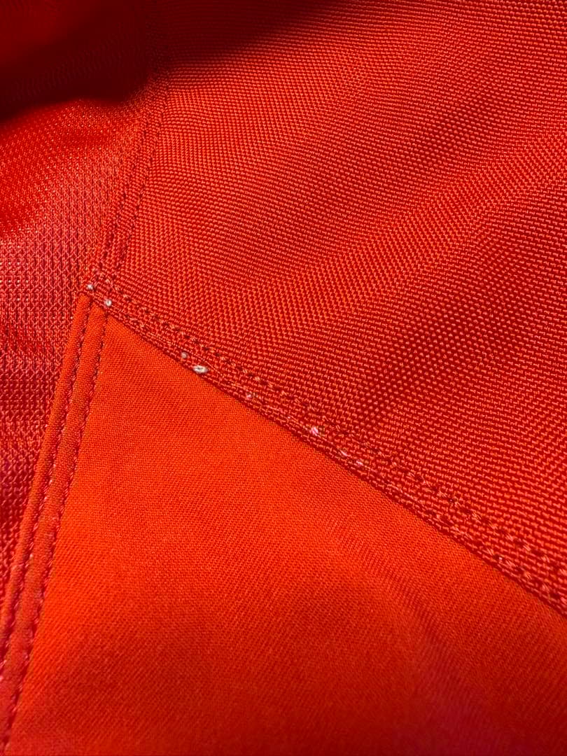 ⑦トロイリーデザイン　ショートパンツ　朱赤＆白