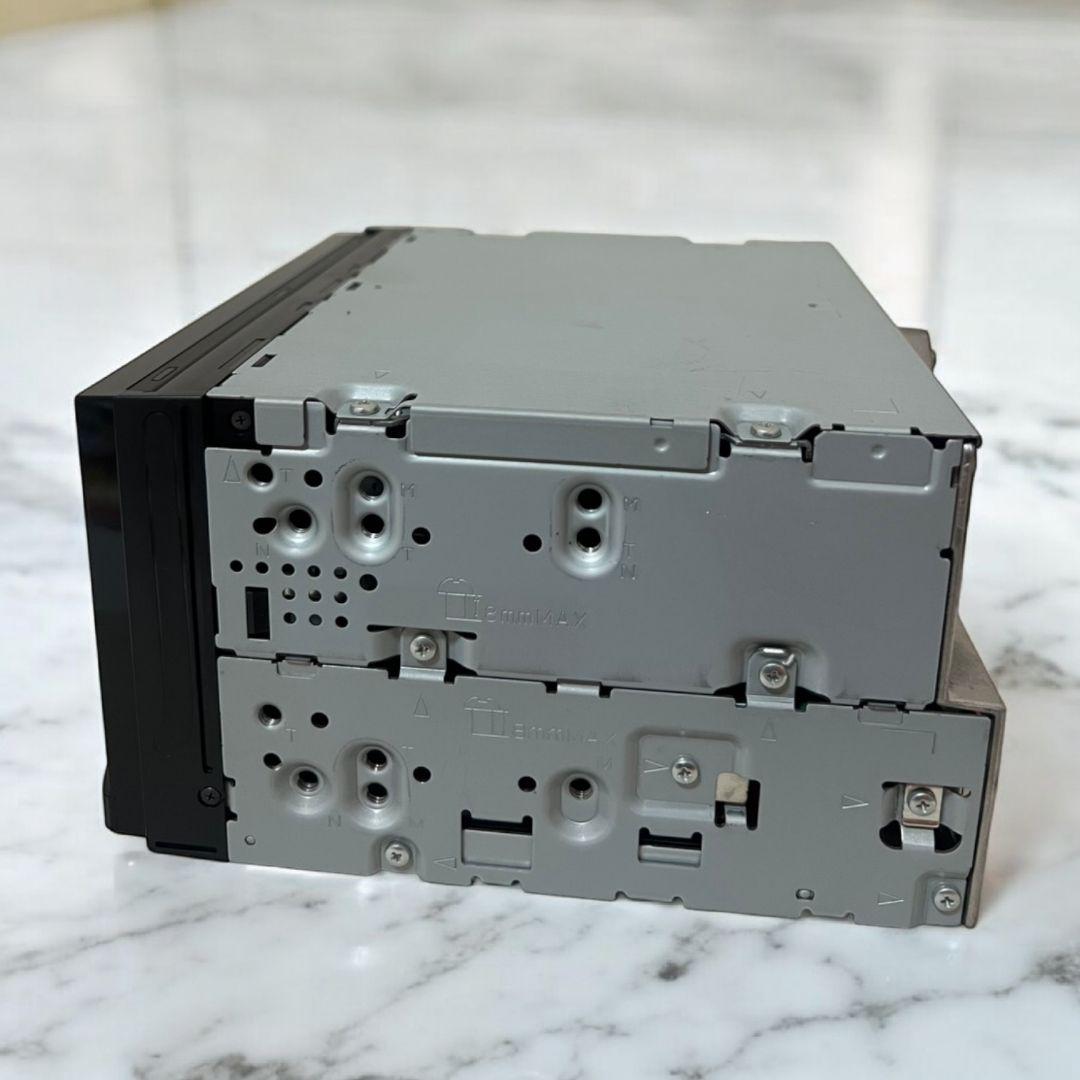 AVIC-MRZ09 carrozzeria　カロッツェリア　楽ナビ2011