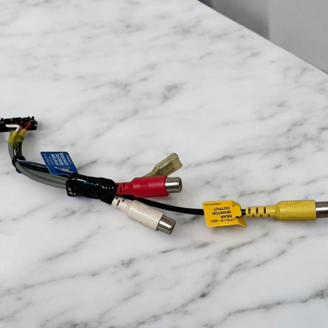 AVIC-MRZ09 carrozzeria　カロッツェリア　楽ナビ2011