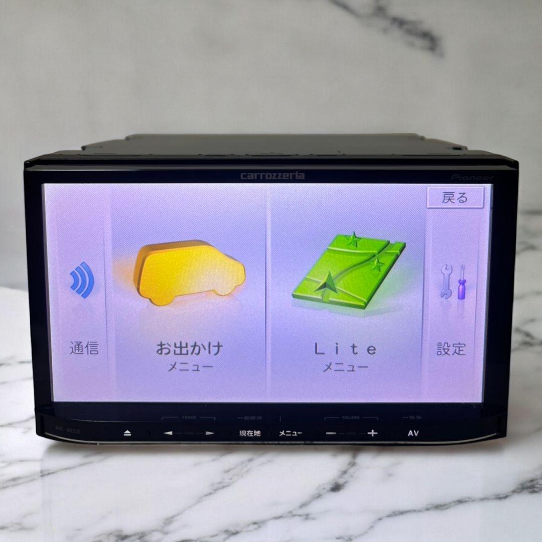 AVIC-MRZ09 carrozzeria　カロッツェリア　楽ナビ2011