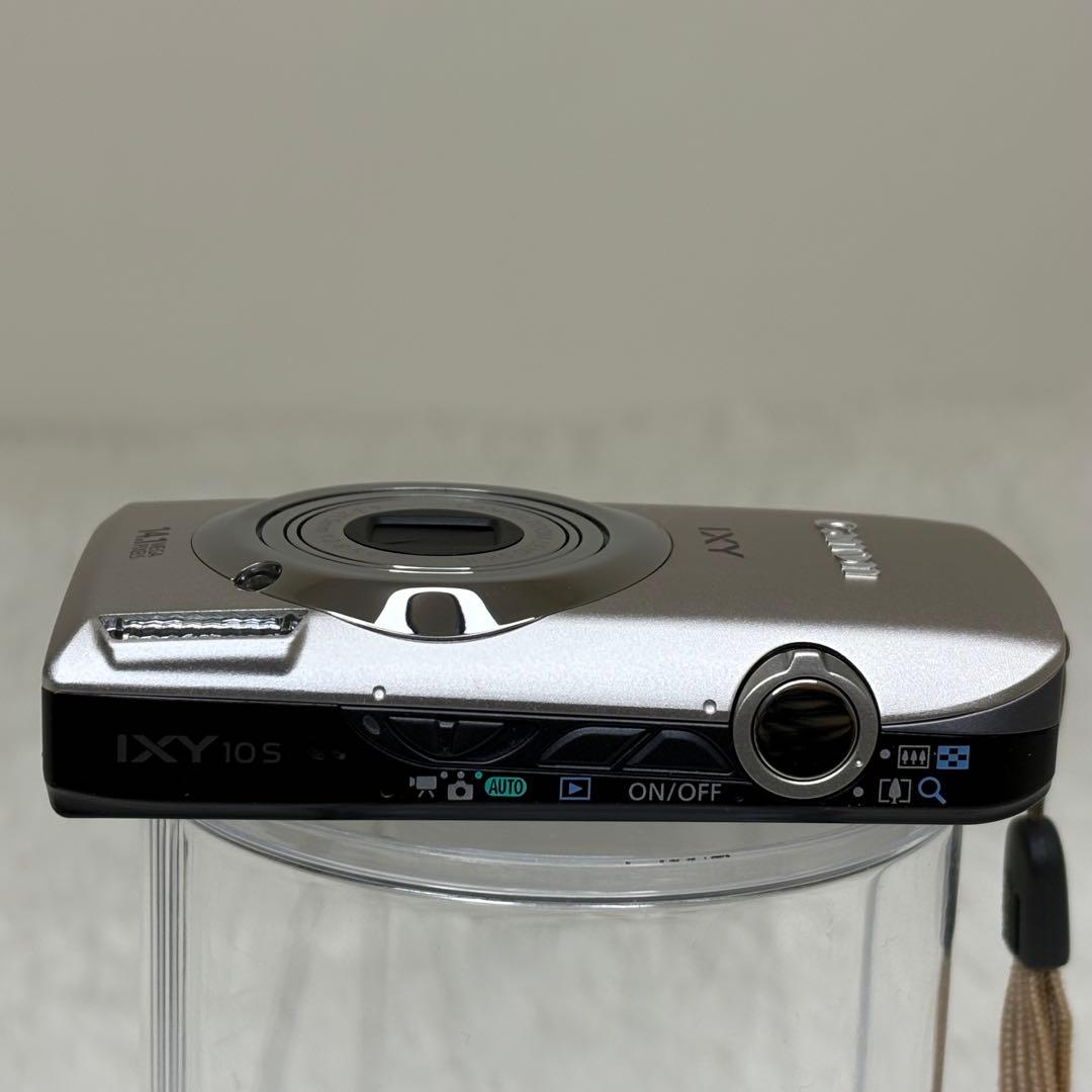 Canon カメラ　IXY10S PC1467 箱　シルバー コンデジ　動作品