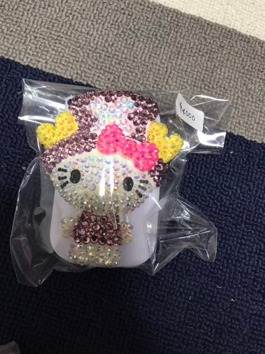 iQOSケース キティちゃん デコ - メルカリ