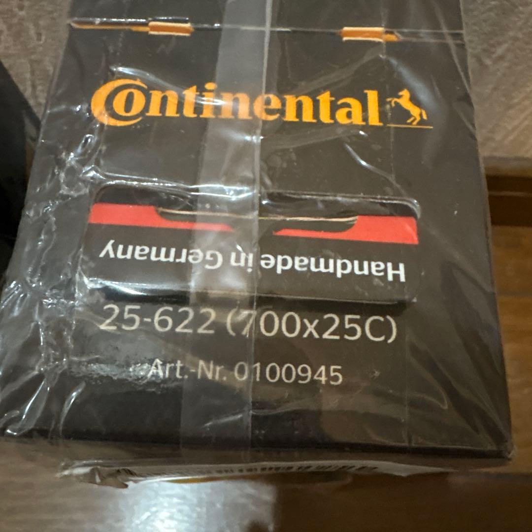 とも様 コンチネンタル grand prix 4000s Ⅱ 新品未使用タイヤ