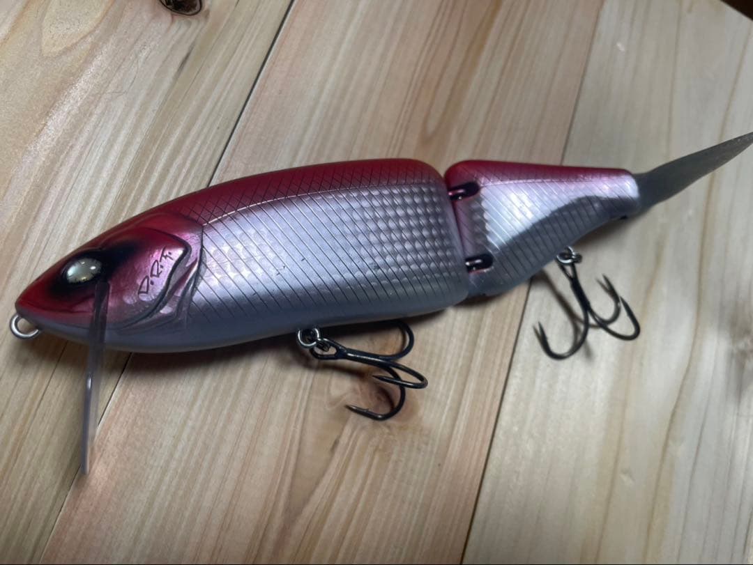 タイニークラッシュ　Low ビッグバスレッド　即完売　超レアカラー DRT