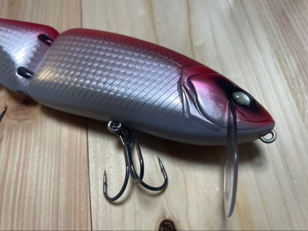 タイニークラッシュ　Low ビッグバスレッド　即完売　超レアカラー DRT