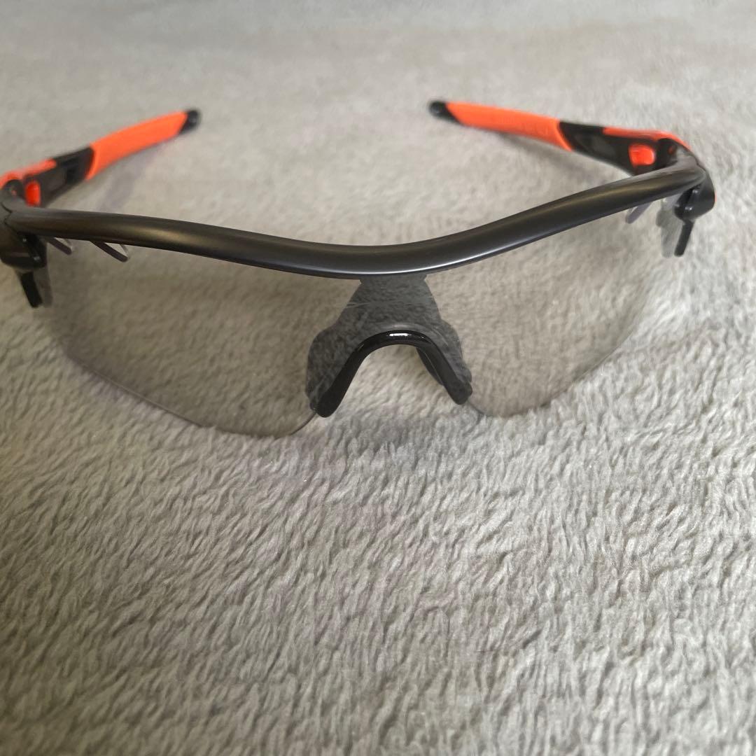 Oakley Radar Lock サングラス ブラック/オレンジ