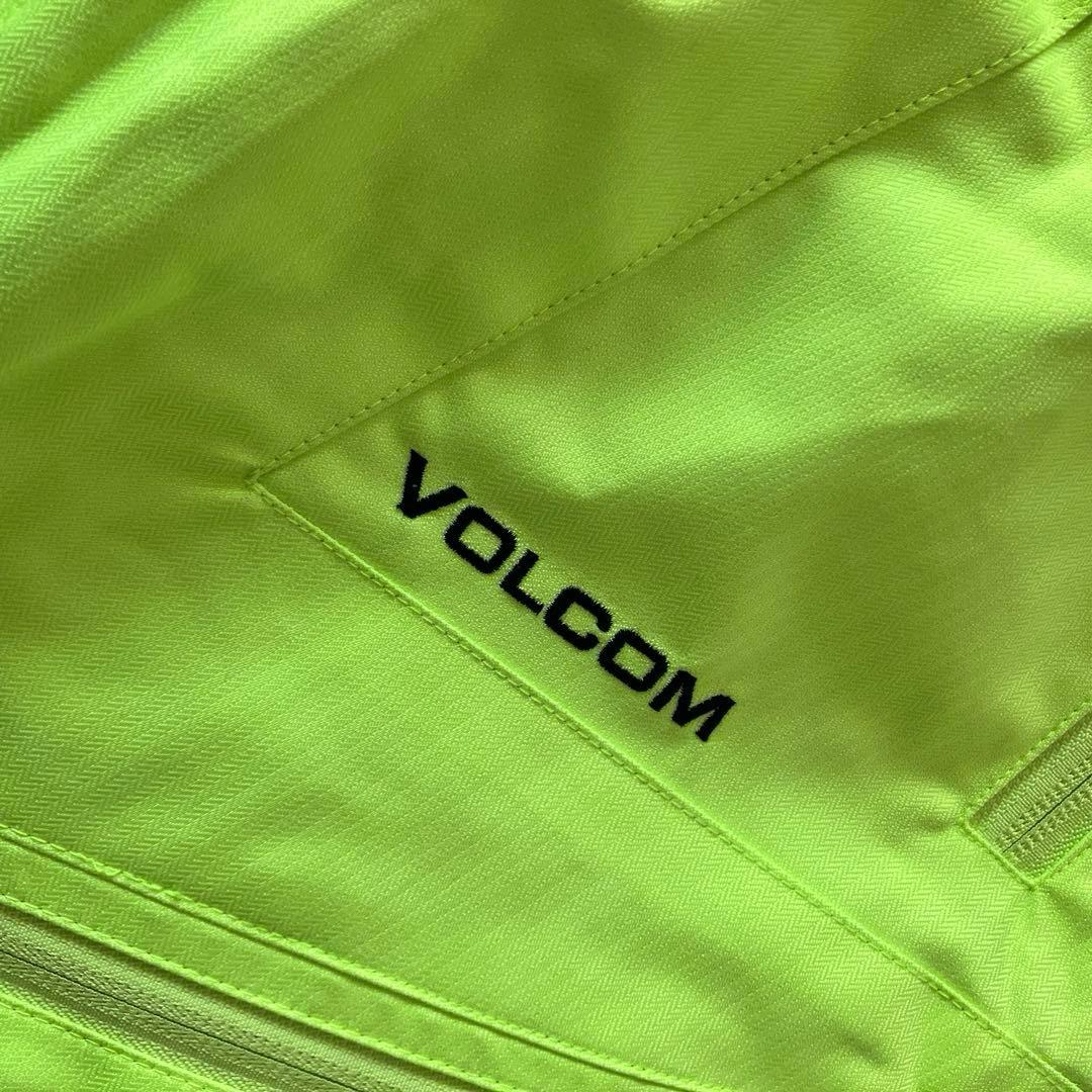 #4E✨VOLCOM✨スノボ ウェア 上下 XL