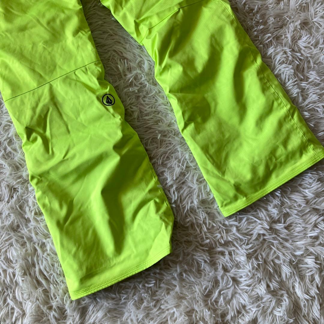 #4E✨VOLCOM✨スノボ ウェア 上下 XL