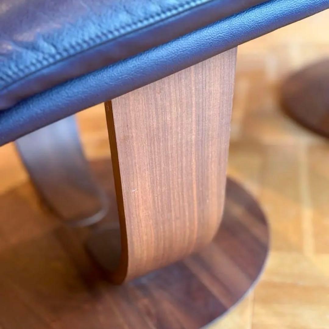 カリモク ザ•ファースト RU72 ブラックベリー 美品 オットマン同時購入