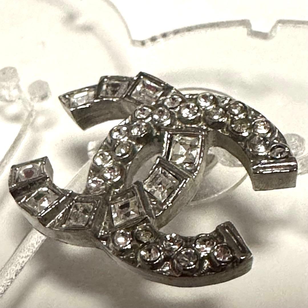 シャネル　CHANEL　ピアス　ココマーク　ラインストーン　シルバー　片耳のみ